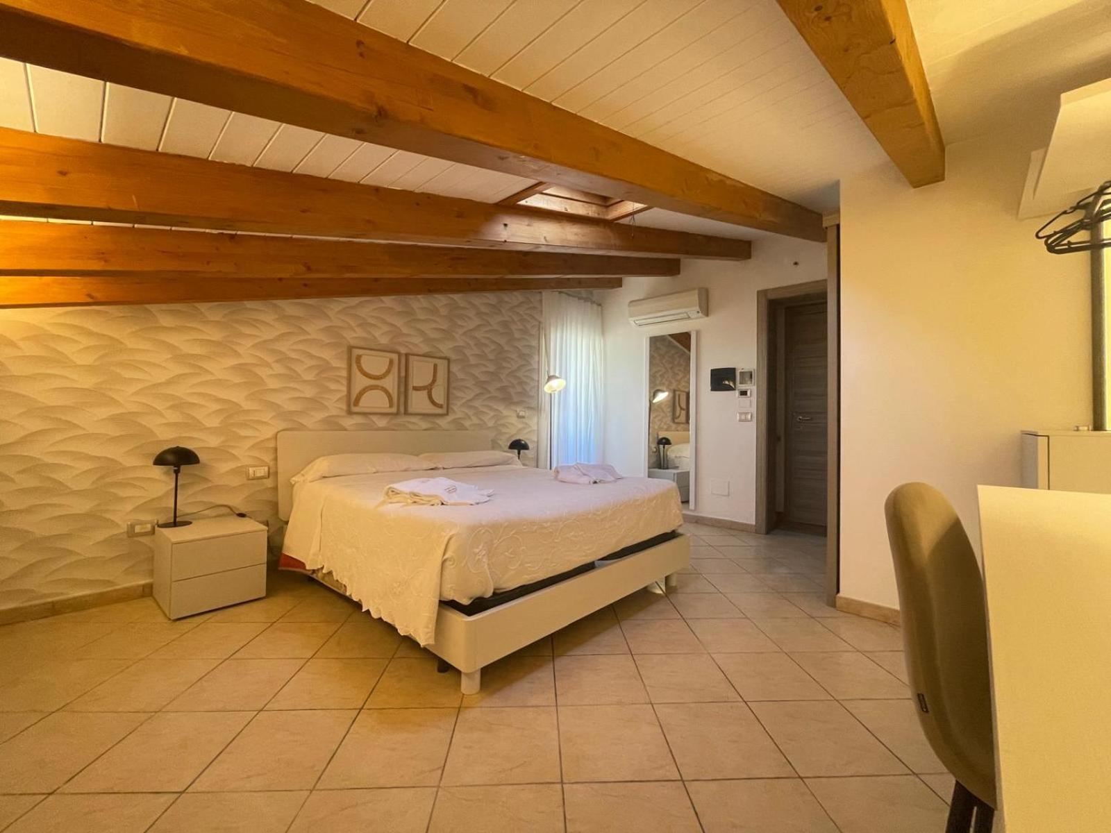 Albergo Perseo Portopalo Di Capo Passero Экстерьер фото