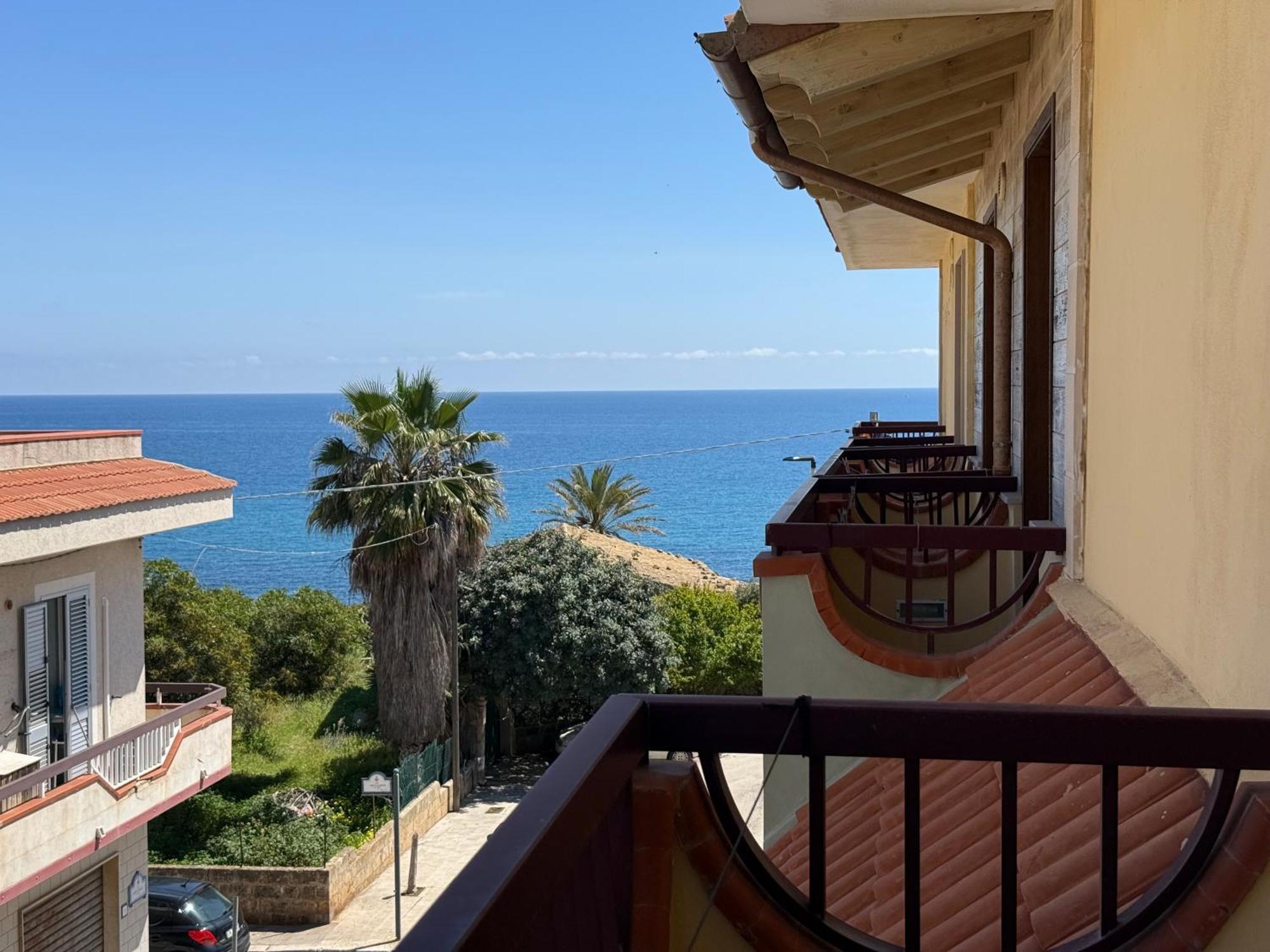 Albergo Perseo Portopalo Di Capo Passero Экстерьер фото