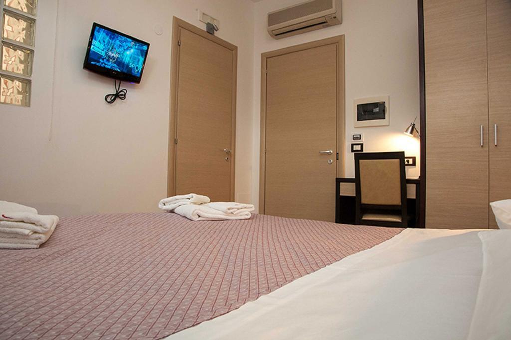 Albergo Perseo Portopalo Di Capo Passero Экстерьер фото